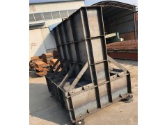 隔离墩钢模具 隔离带模具 隔离带铁模具图1