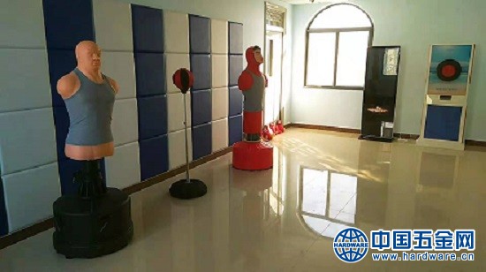 情绪仿真宣泄人