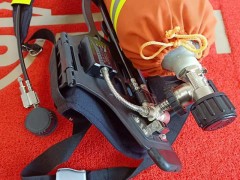 道雄GB正压式空气呼吸器 DS-RHZKF9图1