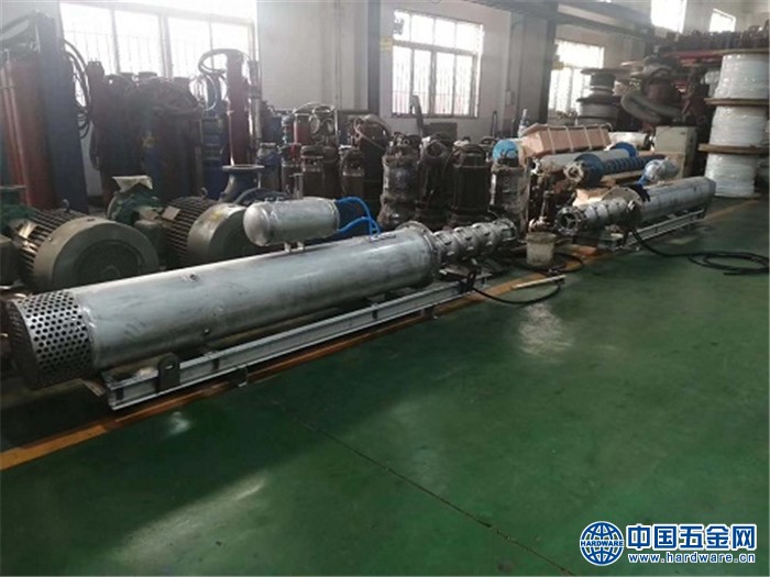 300QJW卧式潜水泵介绍图片