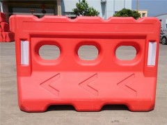 防撞隔离墩模具-现浇隔离墩模具-振通模具图1