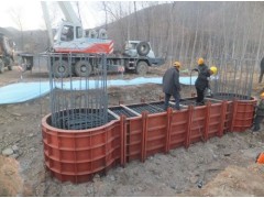 山东桥梁模板厂家,系梁模板租赁价格,系梁模板加工图1