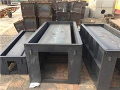 水渠流水槽模具-水泥U型槽模具-振通模具图1