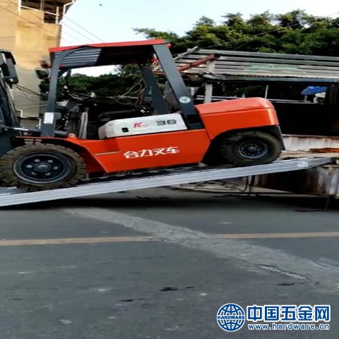 028f1d796dbe6a657d5ffbb1060df5a_副本