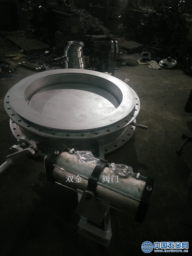 水冷式气动高温通风蝶阀 - 副本