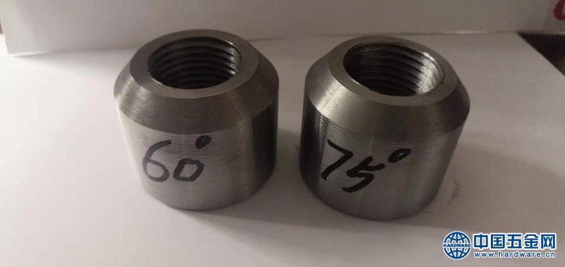 可焊接钢筋套筒