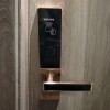 酒店门锁宾馆刷卡锁智能通用门禁民宿公寓锁磁卡ic感应锁电子门