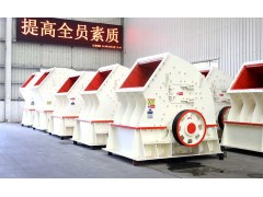 石灰岩重锤式破碎机时产300吨的多少钱？Z85图1