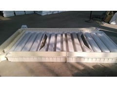 铁路线路全封闭防护栅栏模具-栅栏立柱模具图1