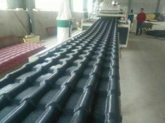 PVC塑钢合成树脂瓦生产线 PVC波浪瓦设备图1