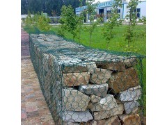 鑫隆石笼网直供宁夏水利建设格宾网   铁丝网 包塑丝石笼网图1