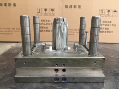 四川模具制造注塑生产图1