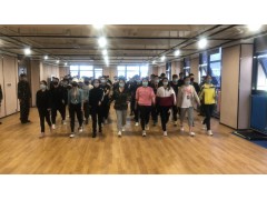 那里学健身教练图1