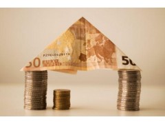 盈亚证券咨询：理财知识——基金的分类图1