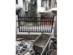 供应华阳铝艺围墙栏杆图1