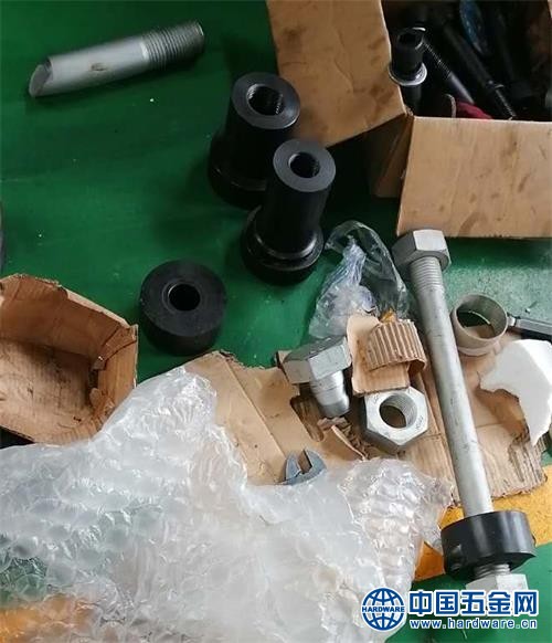 500吨液压拉力试验机试样_看图王