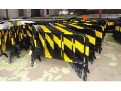 供应深圳铁马护栏 龙华观澜塑料护栏价格及生产厂家图3