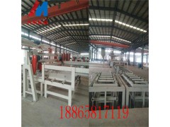 山东外墙保温一体板设备 外墙保温外模板设备 生产线特点图2