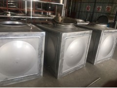 1吨不锈钢方形冷水箱 生活水箱 屋顶水箱图3