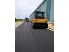 龙湖透水沥青胶粘石厂家图2