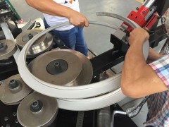 角钢卷圆法兰成型机图5