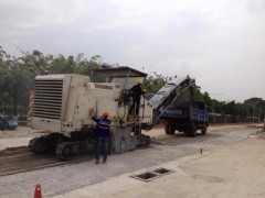 宝安沥青道路摊铺施工找中恒图1