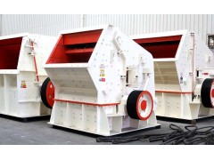 1315反击式破碎机时产可达多少吨？C5图1