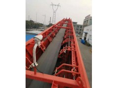 混凝土布料机头部清扫装置制作方法图3