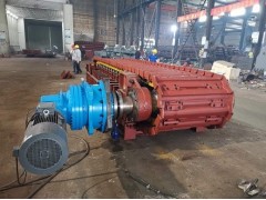 链板式给料机主轴装置图2