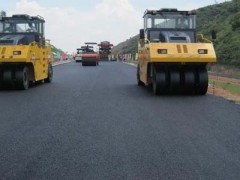 平湖学校跑道彩色沥青 施工团队图1