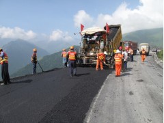 龙华沥青施工公司  找中恒沥青工程图2