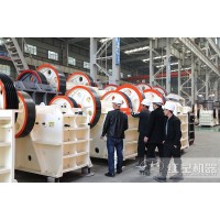 时产200吨硅石破碎生产线需要哪些设备？附客户现场C9