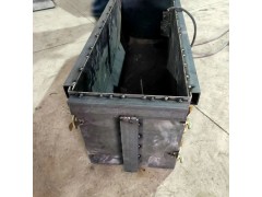 混凝土隔离墩钢模具 翻模数百次 公路隔离墩模具 凯亚模具厂图5