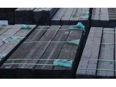 山东油浸枕木生产厂家,注油枕木型号齐全图2