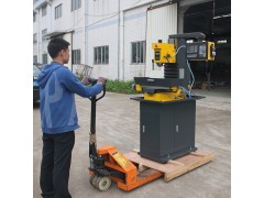 四轴联动数控铣床图2