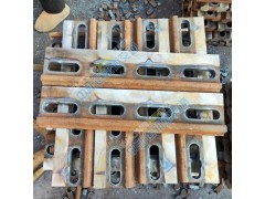 中新运高铁排架道夹板图1